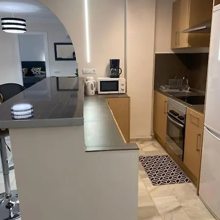 Apartment Center 6-8 Persons-beach At 100m -parking *