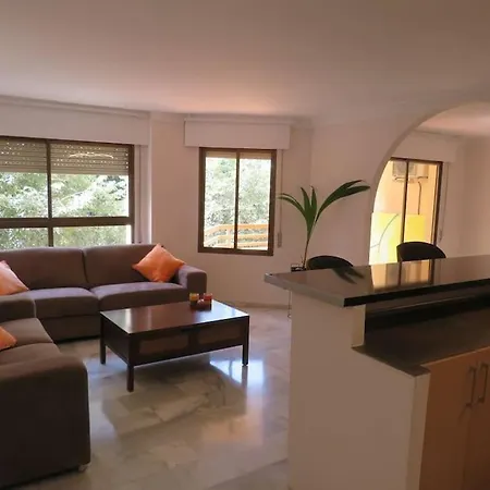 Center 6-8 Persons-beach At 100m -parking Apartment Marbella