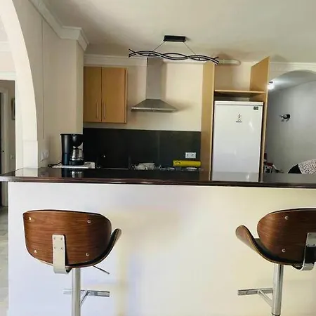 Center 6-8 Persons-beach At 100m -parking Apartment *