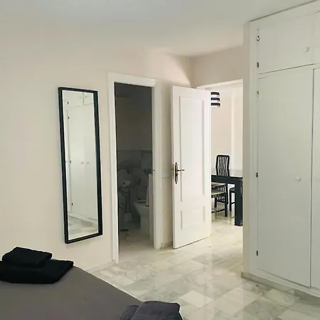 Apartment Center 6-8 Persons-beach At 100m -parking *
